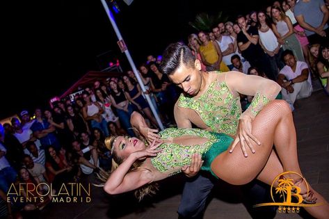 BACHATA SUMMER NIGHT con PABLO y RAQUEL { 24/07/16 }