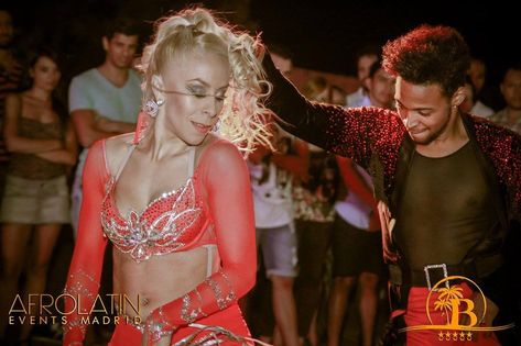 GABY Y ESTEFY en BONAMARA AFROLATIN SESSION {{ 27 / 07 / 16 }}