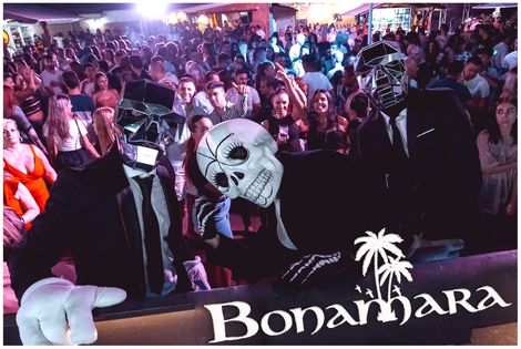 BONAMARA SABADOS “ELEGANCE SKULLS ” | 17/08/19 |